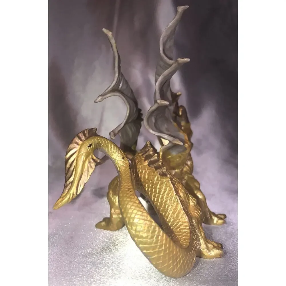Dragon Gold Wings Fantasy Toy Figurine Safari LTD 6.5